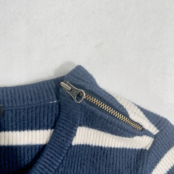 Ann Taylor Tunic Style Shirt Woman's XS VINTAGE Made in Hong Kong Navy Stripe - Picture 3 of 11